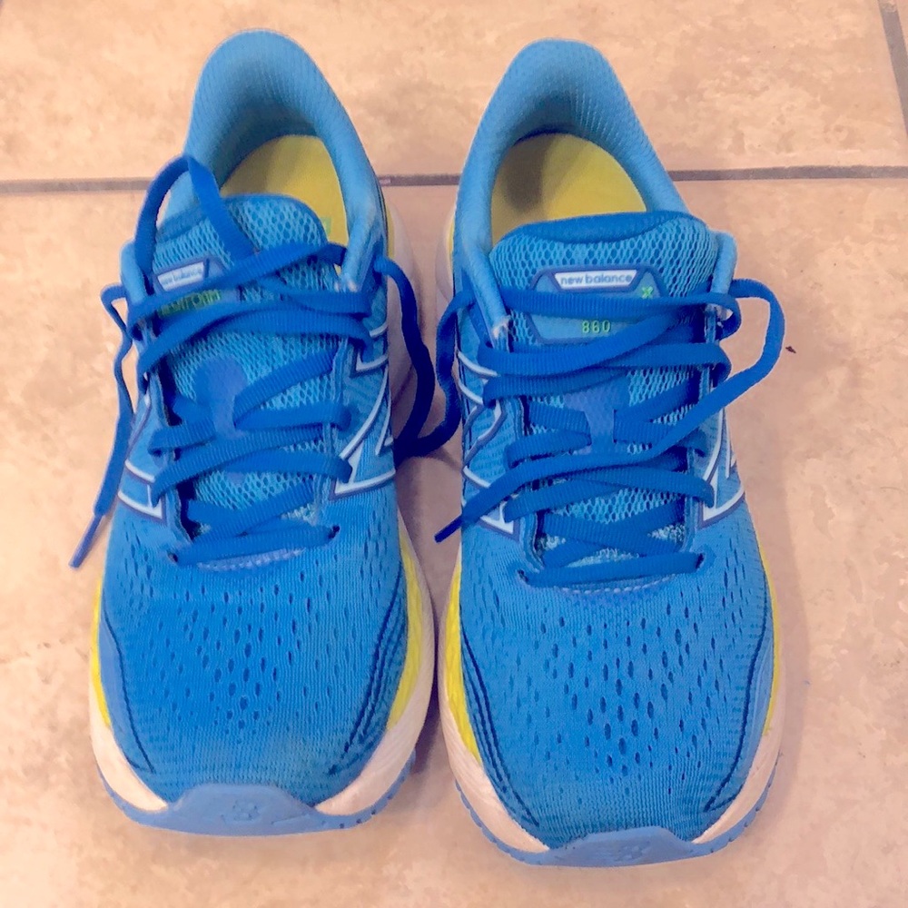 New Balance Fresh Foam 860 ladies 8.5 Wide
